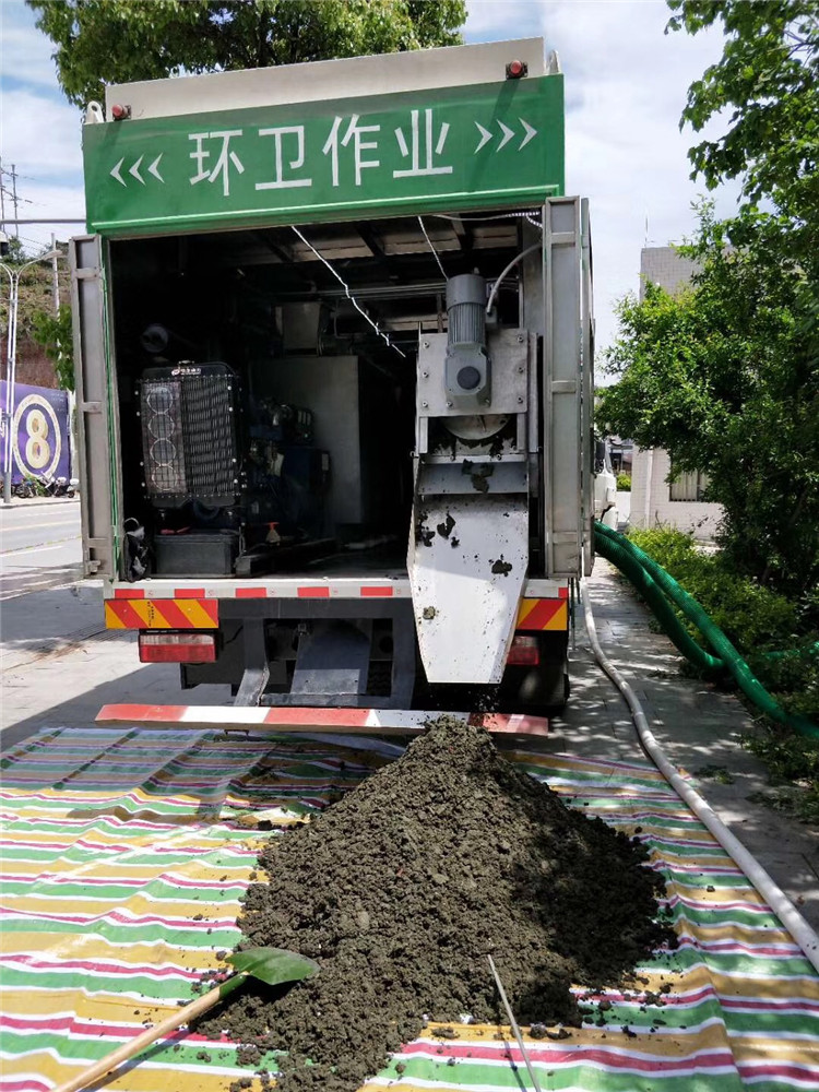 西乌珠穆沁淤泥干湿分离