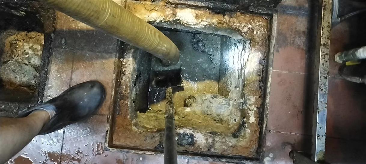 西乌珠穆沁污水池清理一般都有毒气，怎么预防中毒呢？