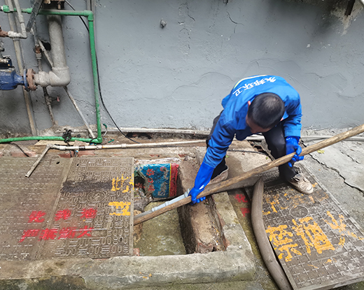 西乌珠穆沁清掏化粪池